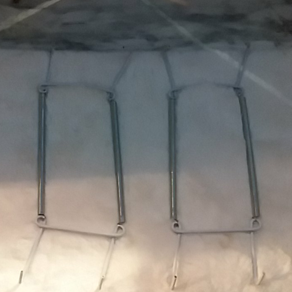 2 Plate Holders